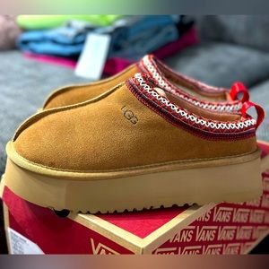 UGG - Tazz Suede Platform Clog Slippers